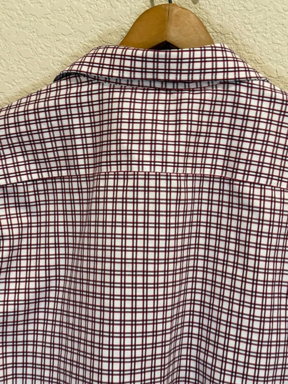Red Navy Plaid Button Down Shirt Mens XL Non-Iron Cotton Classic Men’s Wearhouse